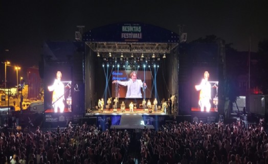 Goran Bregoviç'ten Dünya Barış Günü'ne özel Beşiktaş'ta konser