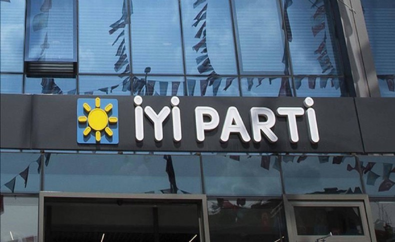 İYİ Parti’den şok istifa haberi! Partinin o kararı sonrası...