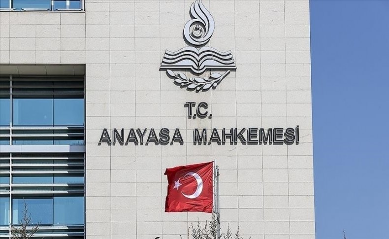 Anayasa Mahkemesi’nden öğretmenleri ilgilendiren flaş karar!