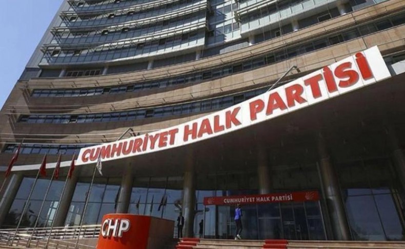 Flaş açıklama! CHP Genel Başkanlığı için adaylığını açıkladı!