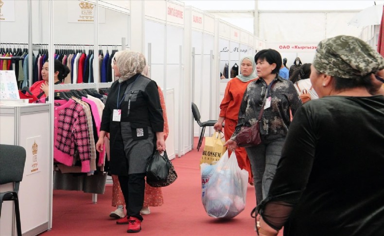 Türk tekstil sektörü Kırgızistan’da görücüye çıktı!