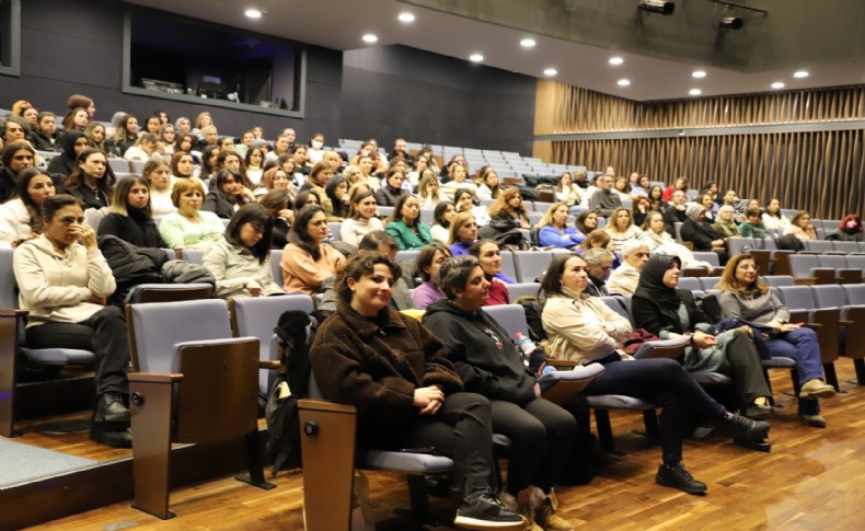 Sarıyer Belediyesi’nden öğretmenlere yaratıcı okuma-yazma eğitimi