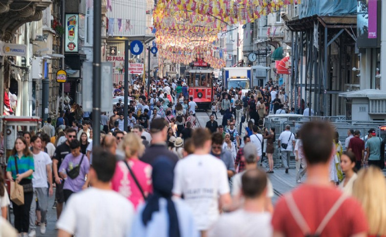 Çarpıcı istatistik yayınlandı! İstanbul nüfusuna kayıtlı...