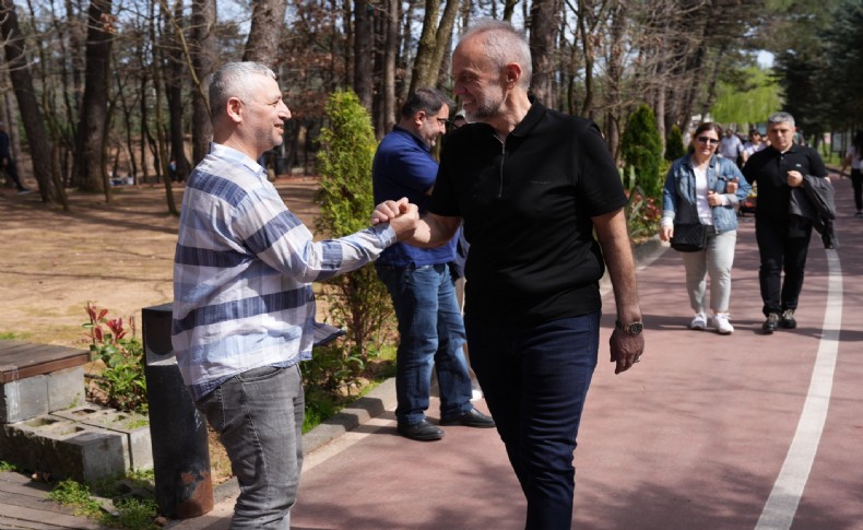 Ahmet Poyraz’dan Çekmeköylülere mesaj! ‘Konu Çekmeköy olduğunda taşın altına gövdemizi koyacağımızı bilmenizi isterim’